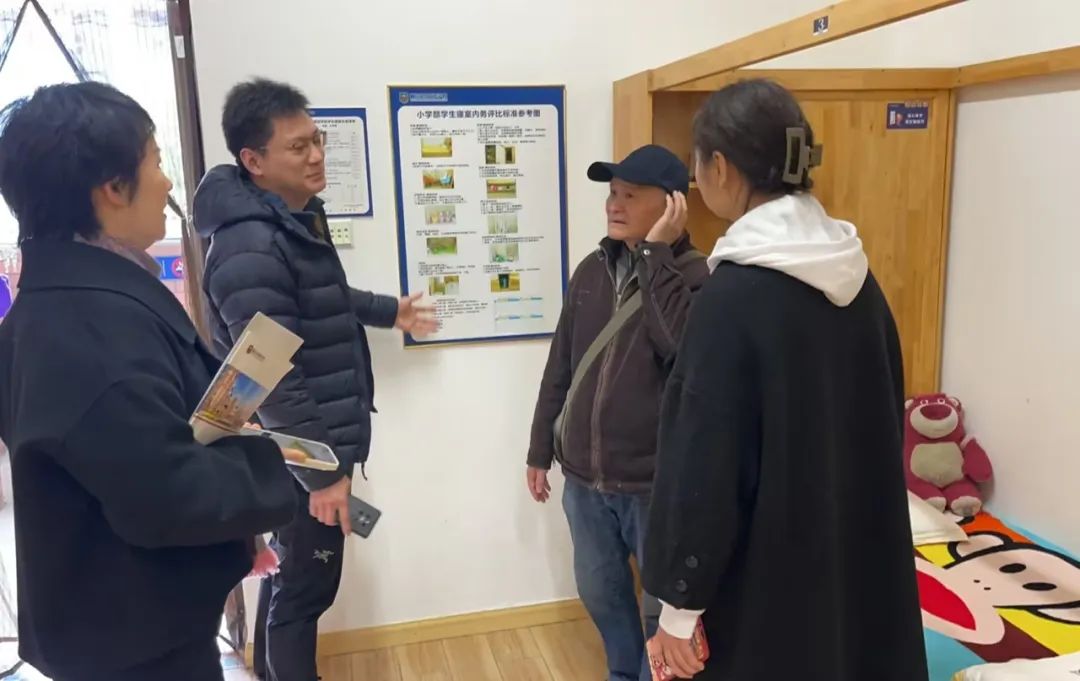 新都区德育常规检查组到校指导学校德育工作 新都区德育常规检查组到校指导学校德育工作