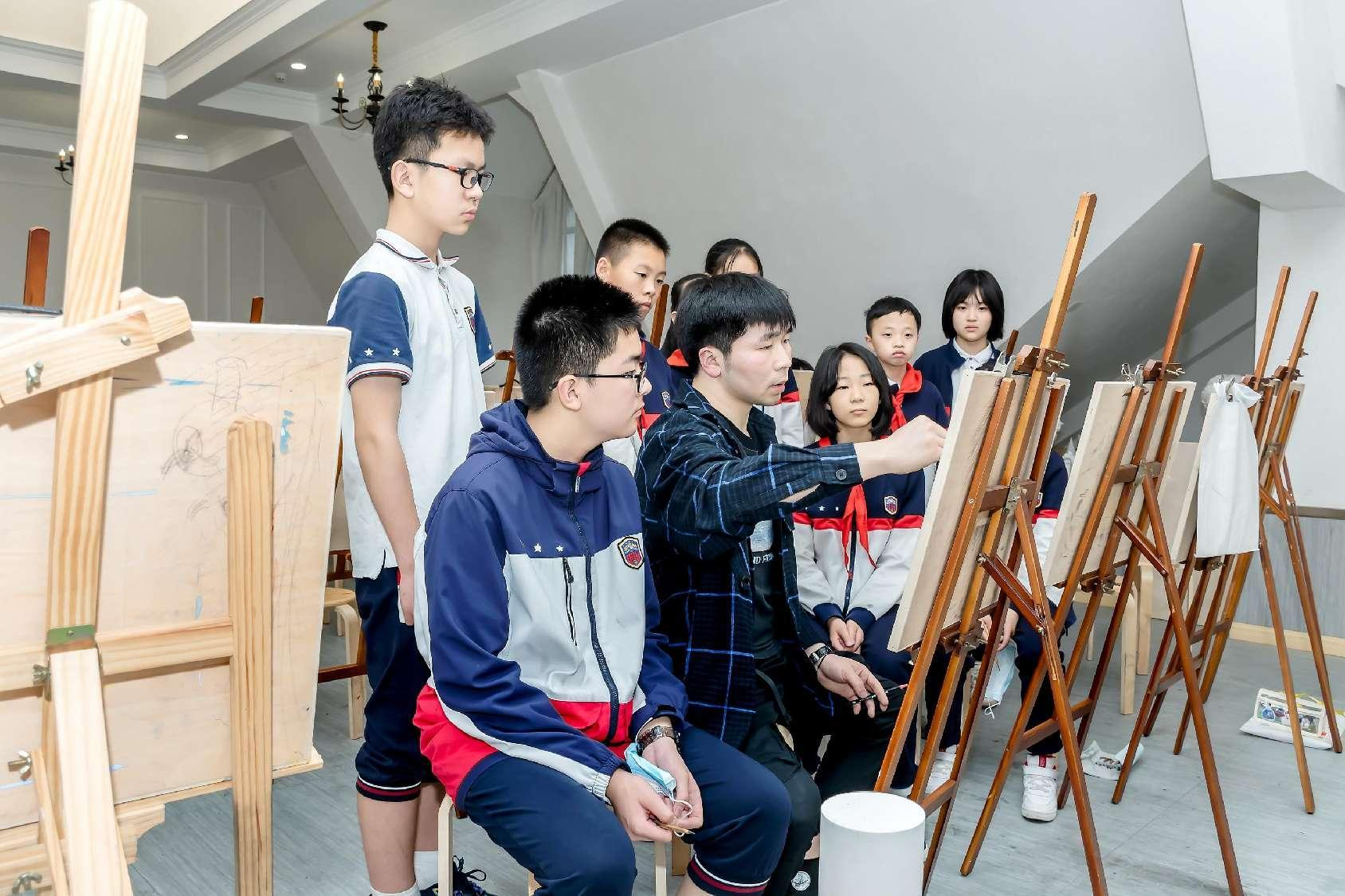 学部介绍 学部介绍