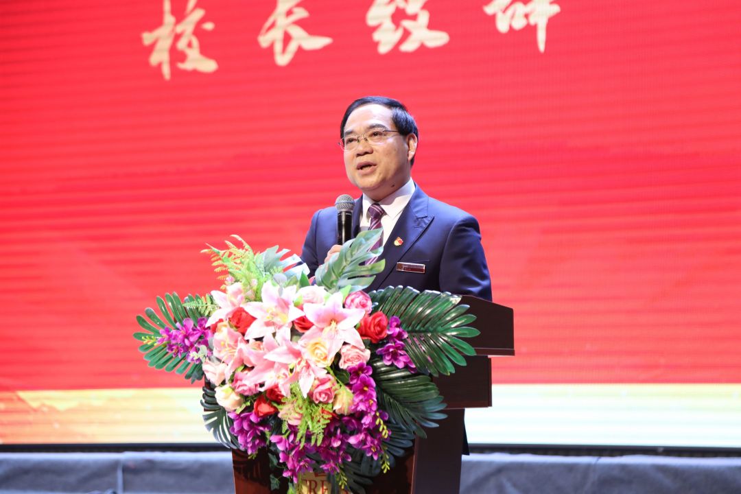 砥砺百日，决战中考——成都王府初2023届百日誓师大会