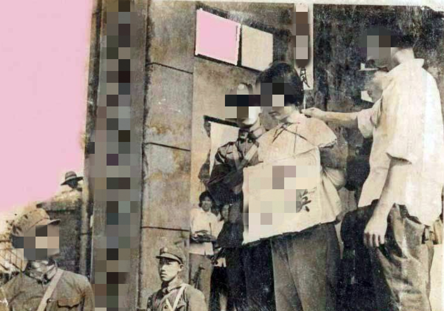 77年31岁女青年被竹签穿舌枪毙,还连累600多人,她犯了什么罪? 77年31岁女青年被竹签穿舌枪毙,还连累600多人,她犯了什么罪?