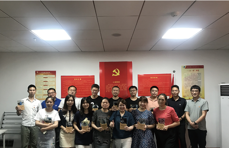“最美的逆行者 ”坤达安公司举行建党日活动
