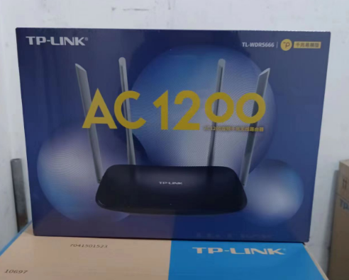 TP 5666 四线千兆 易展 1200M路由器