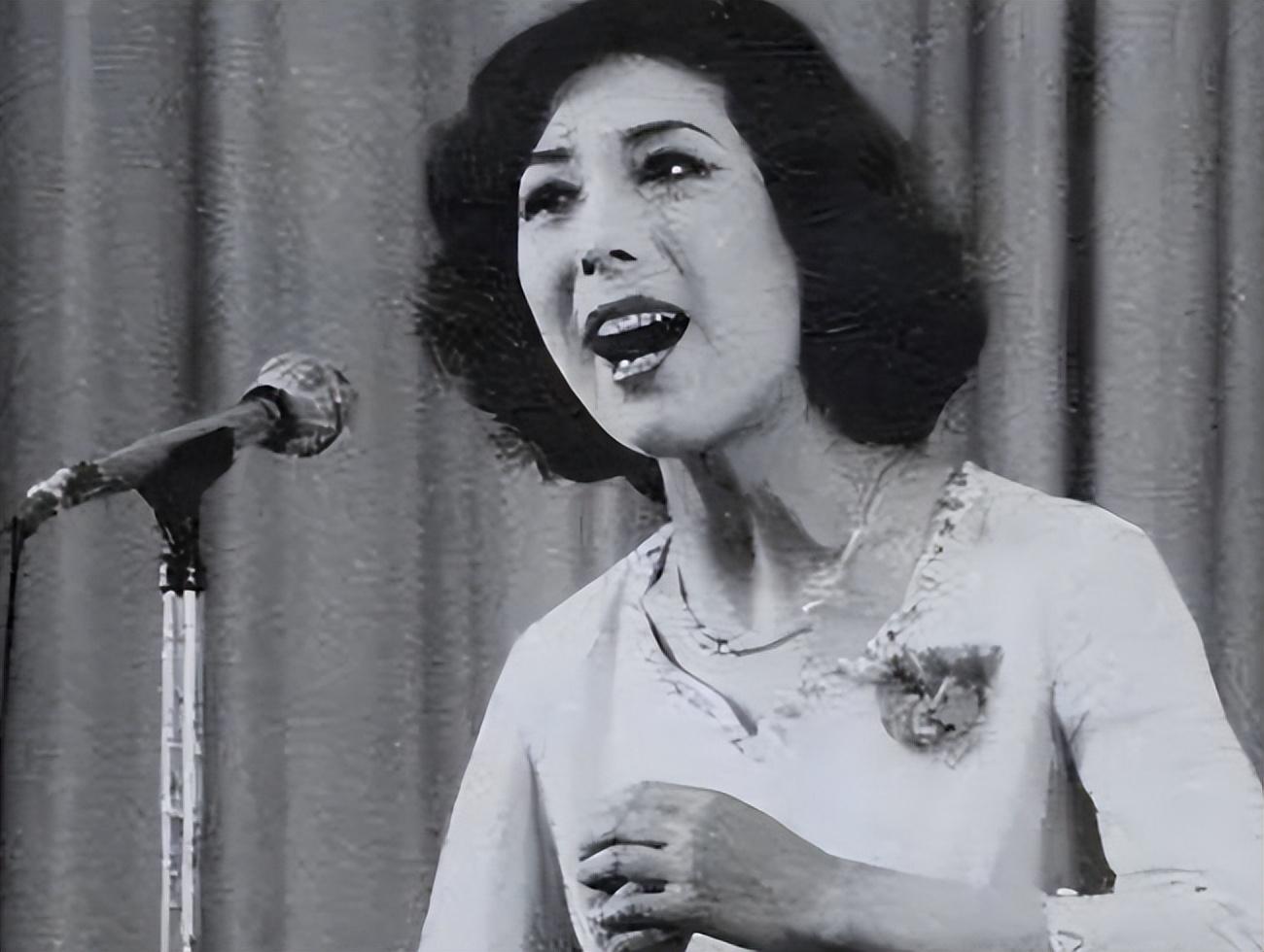 关牧村和王星军离婚33年后,她带儿子改嫁高官,他住美国至今单身 关牧村和王星军离婚33年后,她带儿子改嫁高官,他住美国至今单身