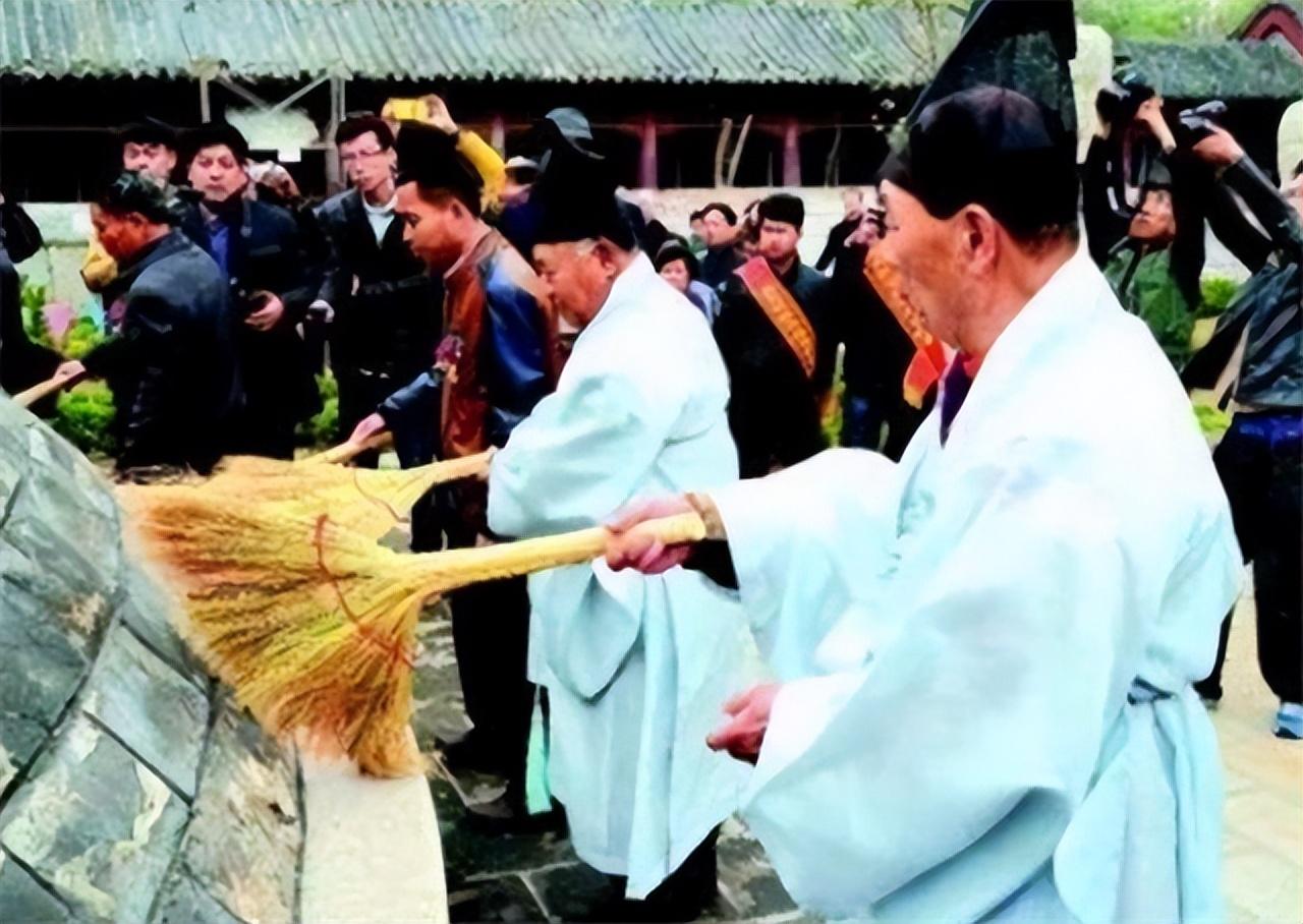 一个流落海外381年的家族,带着族谱回河北认祖归宗:我是中国人 一个流落海外381年的家族,带着族谱回河北认祖归宗:我是中国人