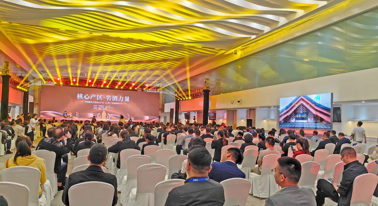 第108届全国糖酒商品交易会│铭濠科技视频玻璃助力糖酒会展示宣传