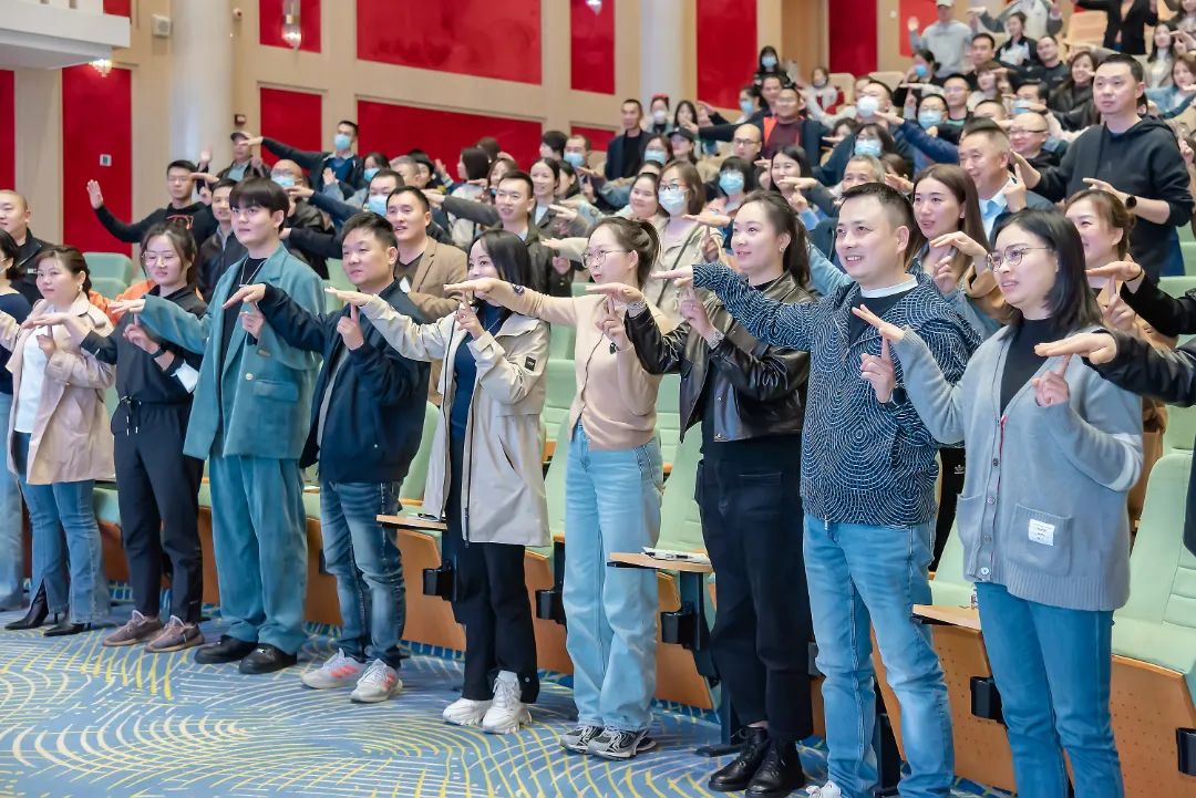这场讲座,吸引了众多家长现场“取经” 【家长系列讲座】 这场讲座,吸引了众多家长现场“取经” 【家长系列讲座】