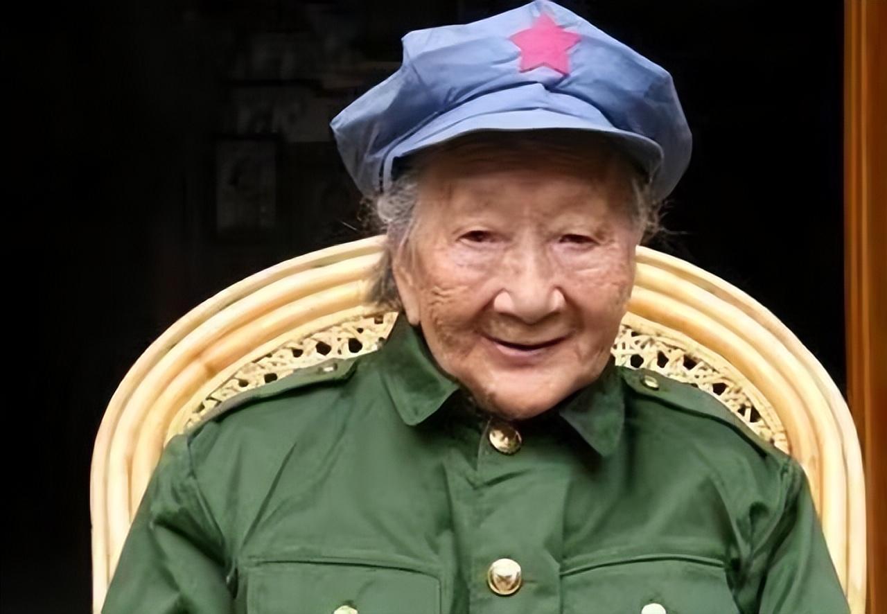 1950年我军在甘肃俘获女白匪头目,没想到她吐露出自己的红军身份 1950年我军在甘肃俘获女白匪头目,没想到她吐露出自己的红军身份