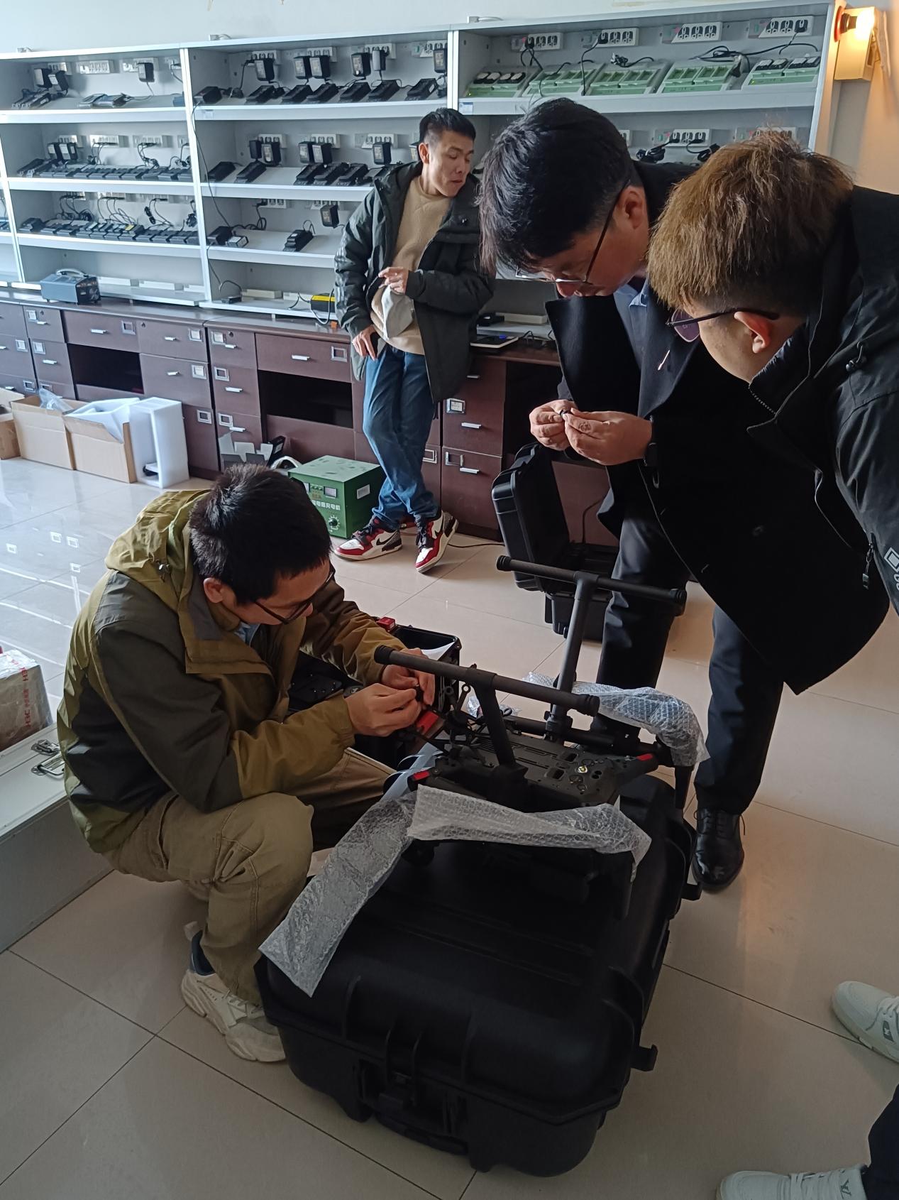 黑龙江工程学院测绘工程学院  机载高光谱系统（PikaL）安装培训