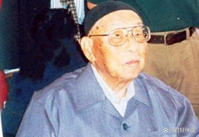张学良生前不愿承认,真正救他的人不是宋美龄,此人他不敢提 张学良生前不愿承认,真正救他的人不是宋美龄,此人他不敢提