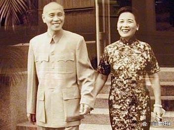 张学良生前不愿承认,真正救他的人不是宋美龄,此人他不敢提 张学良生前不愿承认,真正救他的人不是宋美龄,此人他不敢提