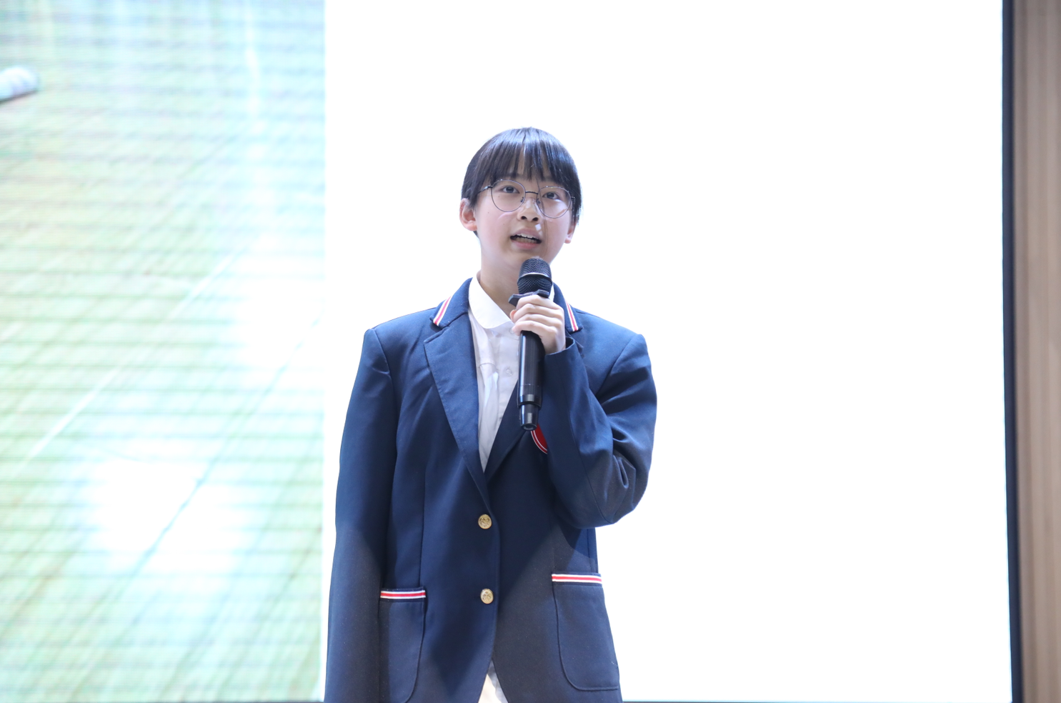 弘扬五四精神，放飞青春梦想——成都王府第二届初中部学生演讲大赛