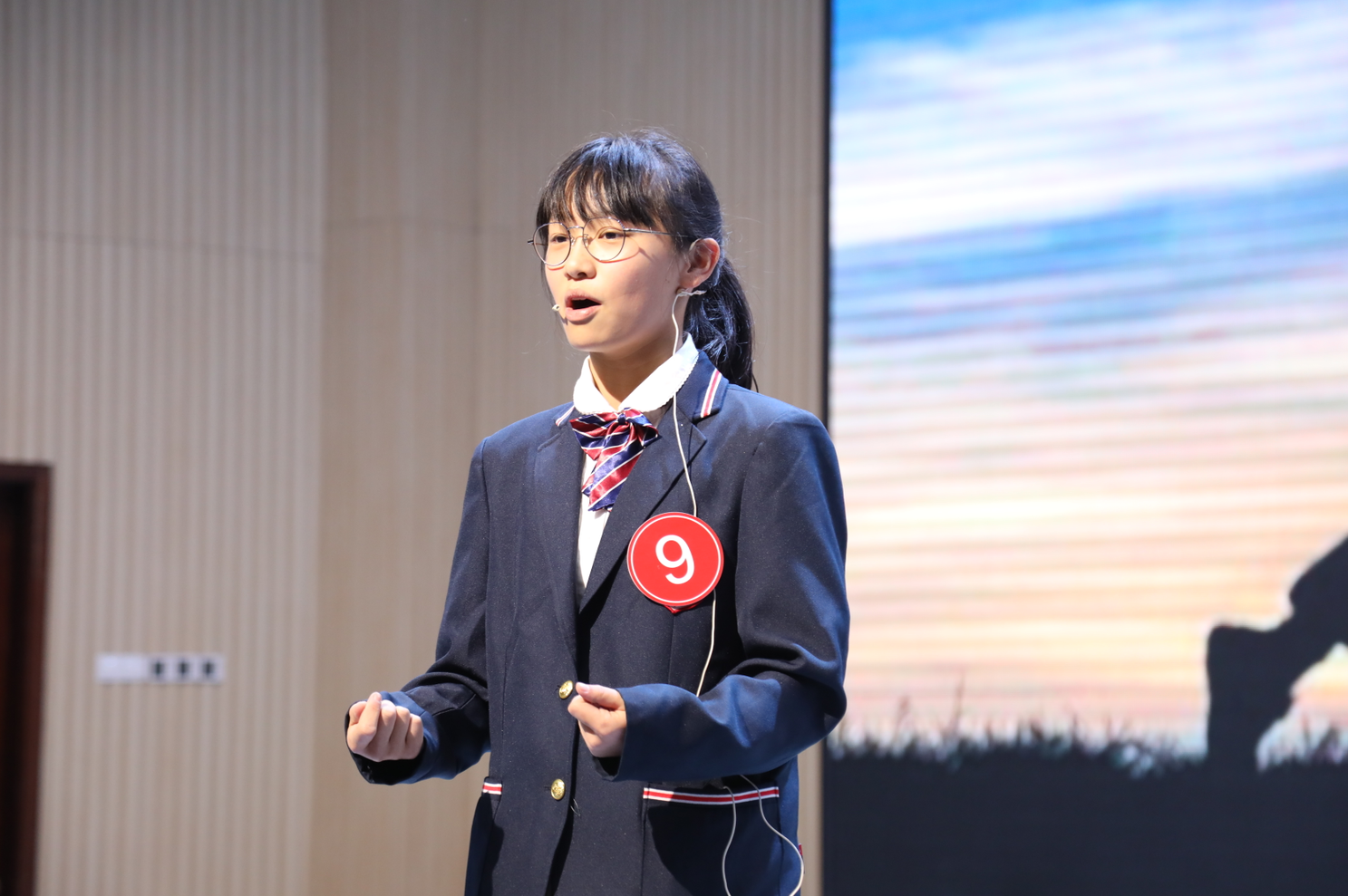 弘扬五四精神，放飞青春梦想——成都王府第二届初中部学生演讲大赛