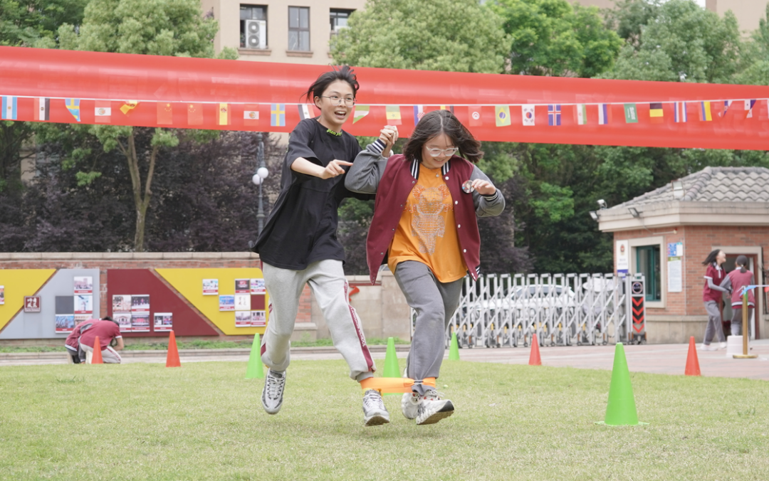 爱成都，迎大运——成都王府外国语学校第三届趣味运动会圆满举行