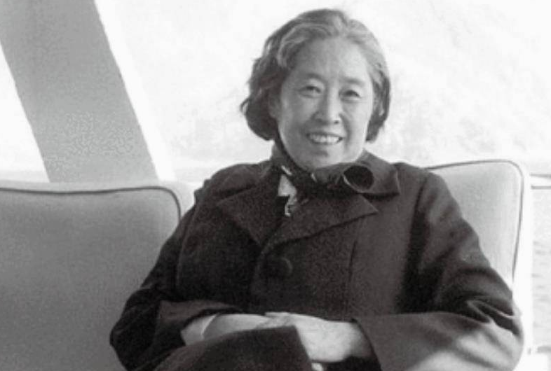 88年王光美拜访林若却被拒,第二天独自前往,进入家门后惊诧不已 88年王光美拜访林若却被拒,第二天独自前往,进入家门后惊诧不已