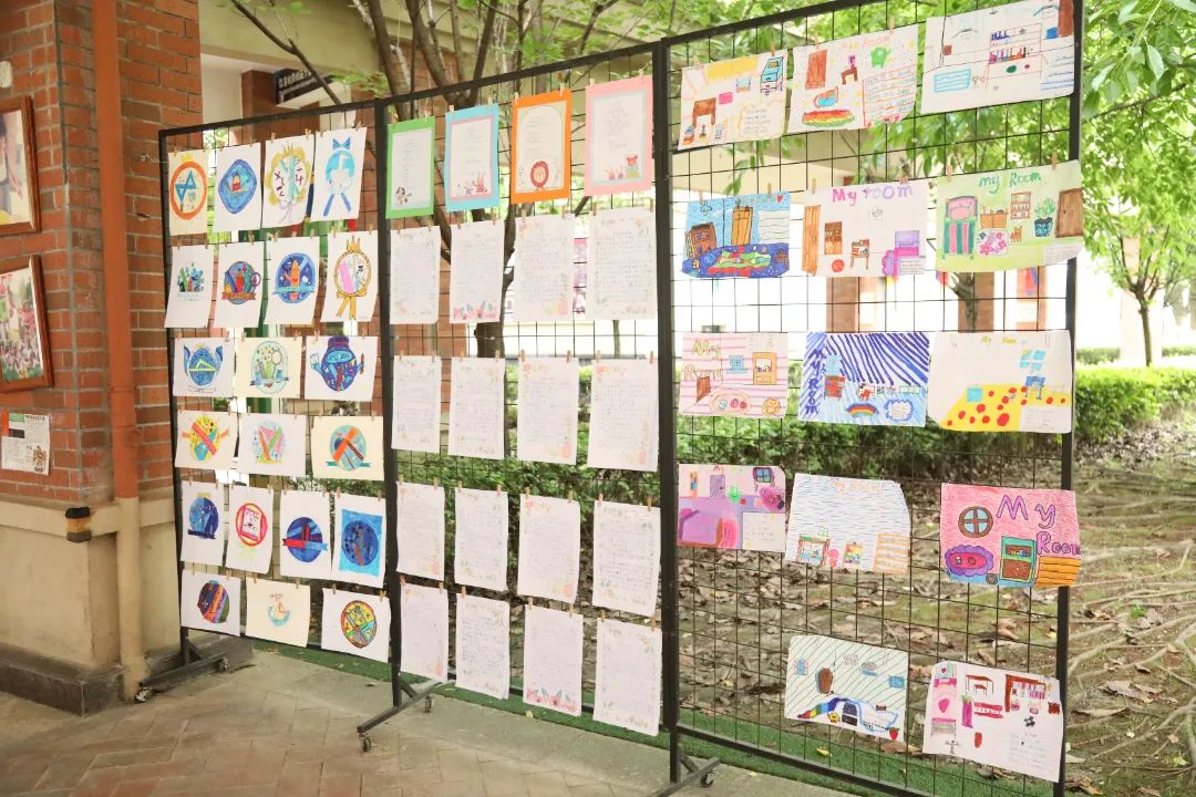 双向奔赴话成长，家校携手育未来——成都王府小学部家长开放日活动
