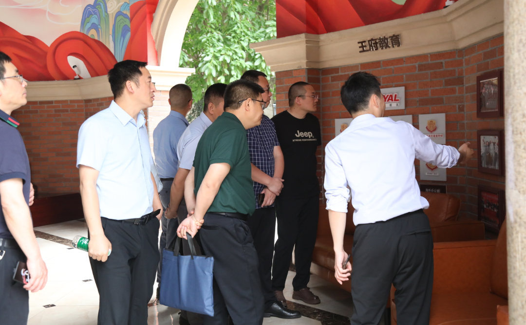 学思悟行，共谋教育未来——成都大学校长培训班一行到成都王府学校跟岗学习