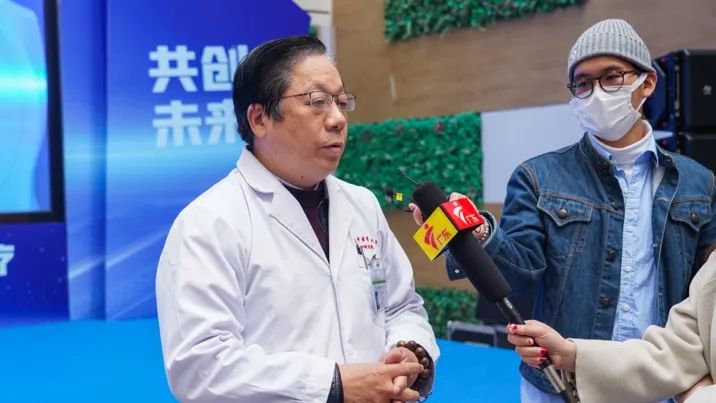 广州日报|精准打击肿瘤!螺旋断层放疗系统落户广州这家医院 广州日报|精准打击肿瘤!螺旋断层放疗系统落户广州这家医院