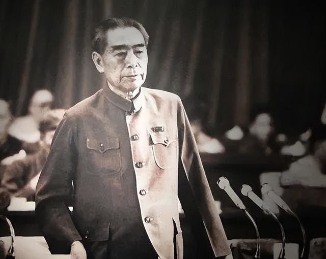 范桂霞曾当过周总理的“妻子”,就连邓颖超都对她盛情款待 范桂霞曾当过周总理的“妻子”,就连邓颖超都对她盛情款待