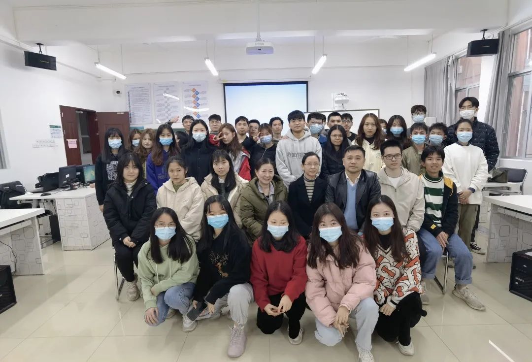 校企联合,培养实用型人才 —番职实训 校企联合,培养实用型人才 —番职实训