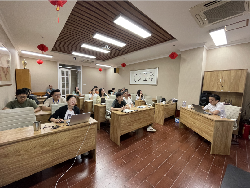 弱电智能化专业知识专题培训 4001百老汇-中建三局(第一建设安装有限公司) 弱电智能化专业知识专题培训 4001百老汇-中建三局(第一建设安装有限公司)