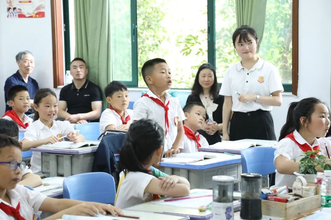 朝气蓬勃，满怀“信”心——请您查收成都王府学校五月校长来信