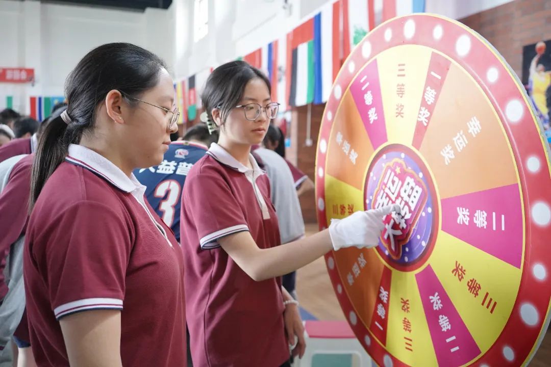 朝气蓬勃，满怀“信”心——请您查收成都王府学校五月校长来信