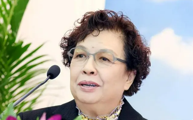 1981年,陶斯亮陪干爸会见一位女华侨,竟意外揭开了其叛徒的往事 1981年,陶斯亮陪干爸会见一位女华侨,竟意外揭开了其叛徒的往事