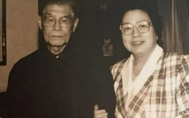 1981年,陶斯亮陪干爸会见一位女华侨,竟意外揭开了其叛徒的往事 1981年,陶斯亮陪干爸会见一位女华侨,竟意外揭开了其叛徒的往事