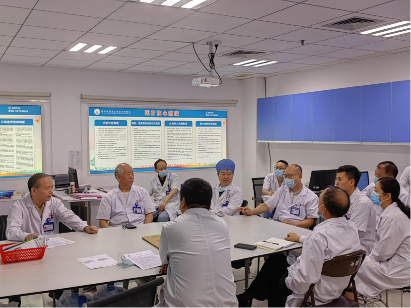 病例分享|32斤巨型瘤求医路 病例分享|32斤巨型瘤求医路