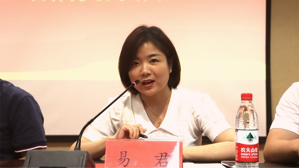 学院举行华为认证精英工程师班签约仪式暨专场宣讲会 学院举行华为认证精英工程师班签约仪式暨专场宣讲会