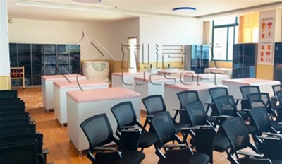 驻马店市财经学校-幼儿保育智慧仿真实训室已完成建设
