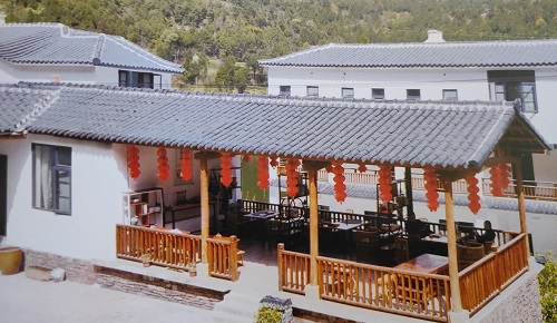 行程万里风正劲 重任千钧再奋蹄 行程万里风正劲 重任千钧再奋蹄