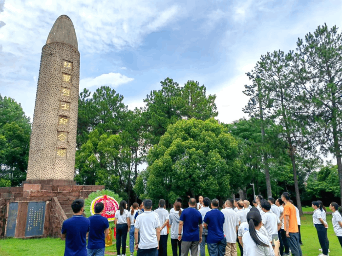 缅怀先烈 奋进未来│ 河源感之源江西福建红色教育体验之旅 缅怀先烈 奋进未来│ 河源感之源江西福建红色教育体验之旅