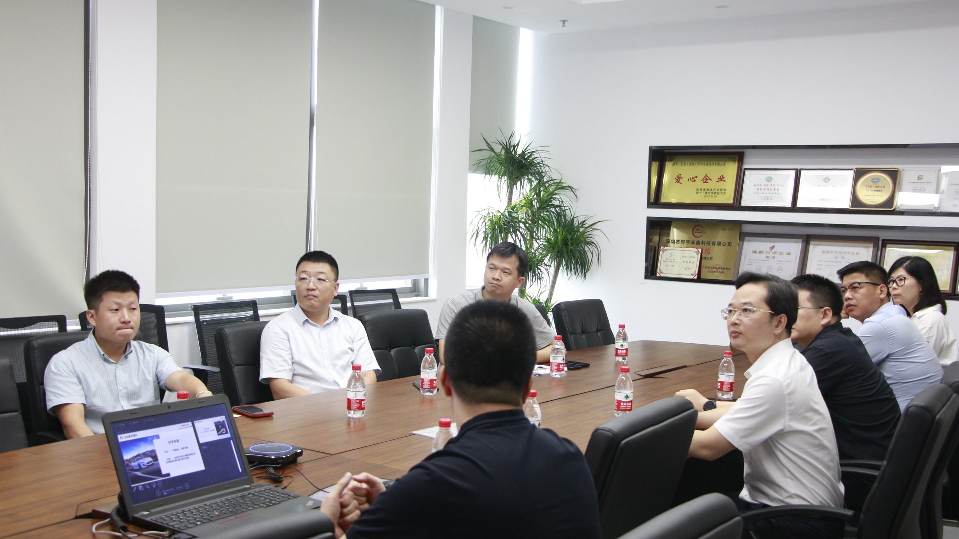 深圳市宝安区石岩街道办领导一行莅临我司调研指导工作 深圳市宝安区石岩街道办领导一行莅临我司调研指导工作