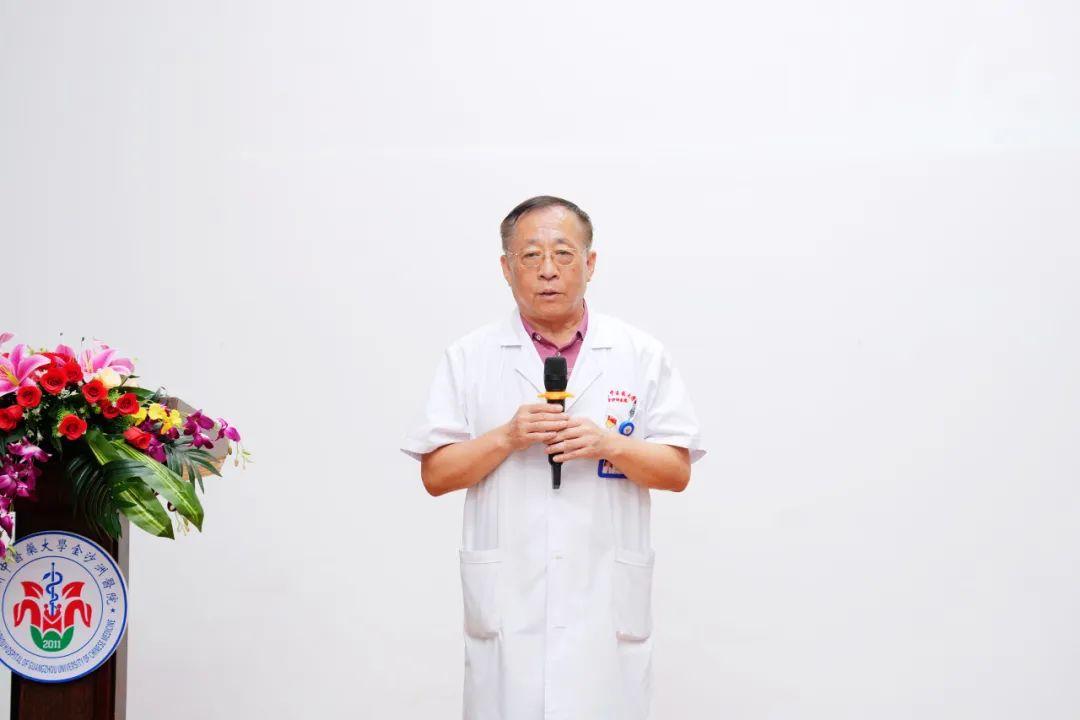 中国医师节|勇担健康使命,铸就时代新功! 中国医师节|勇担健康使命,铸就时代新功!