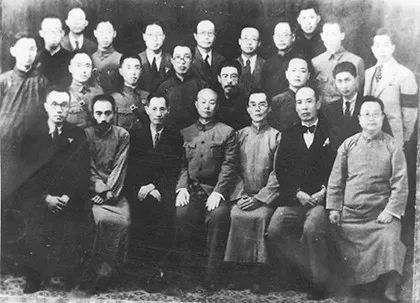 北大清华校长胡适梅贻琦为什么没有留在大陆而去了台湾 北大清华校长胡适梅贻琦为什么没有留在大陆而去了台湾