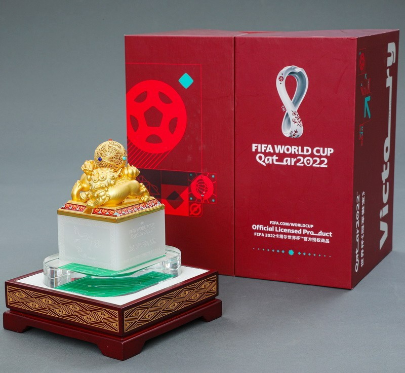 2022卡塔尔世界杯《冠军徽宝》