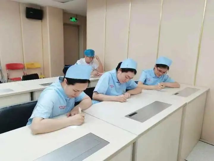 喜讯!我院护理团队在市级老年护理技能竞赛中取得优异成绩! 喜讯!我院护理团队在市级老年护理技能竞赛中取得优异成绩!