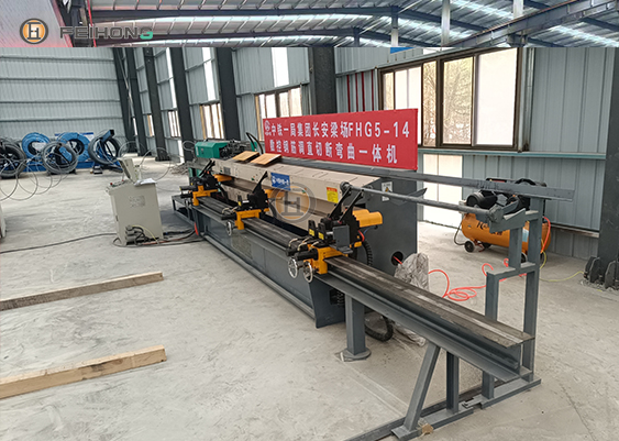 西成客專陜西公司精品工程創(chuàng)建現(xiàn)場(chǎng)觀摩會(huì)在西康高鐵長(zhǎng)安梁場(chǎng)舉辦 西成客專陜西公司精品工程創(chuàng)建現(xiàn)場(chǎng)觀摩會(huì)在西康高鐵長(zhǎng)安梁場(chǎng)舉辦