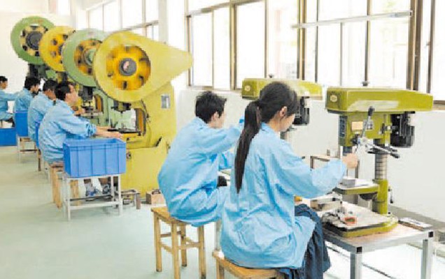 五金制造车间