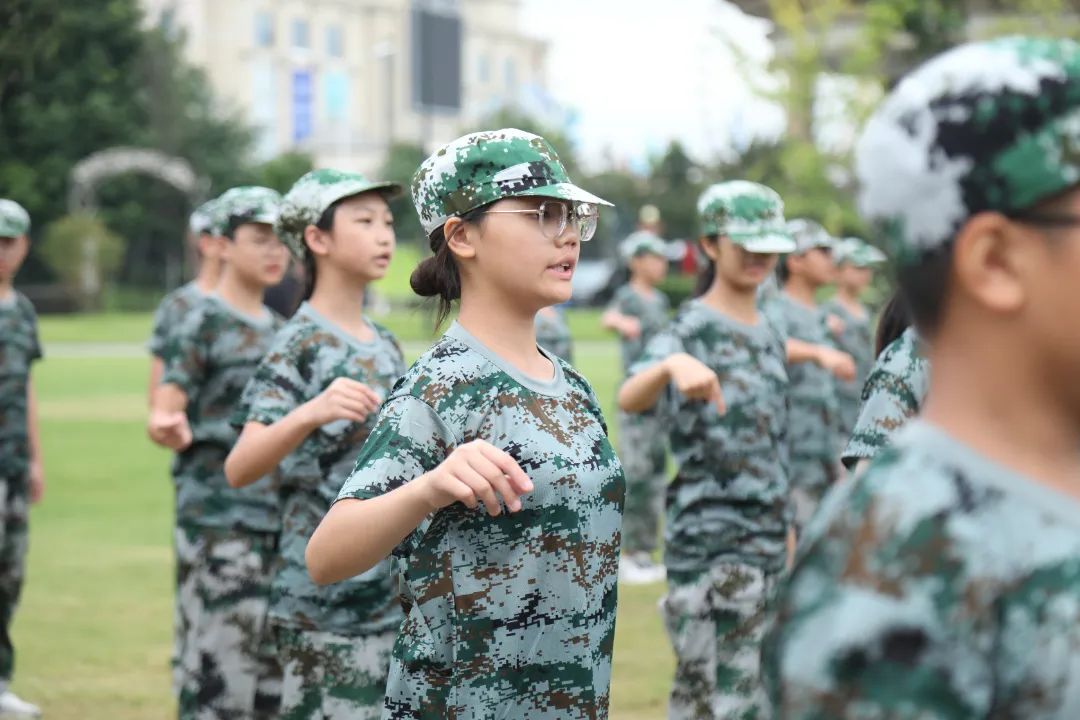 秋雁传书，携梦前行——请您查收成都王府八月校长来信