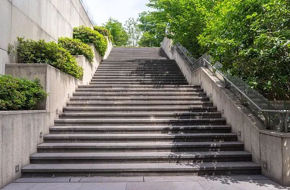 人生強大法則：自勝者強