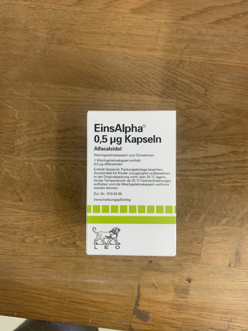 阿法骨化醇软胶囊/Alfacalcidol Soft Capsules/One-Alpha (参比制剂) 阿法骨化醇软胶囊/Alfacalcidol Soft Capsules/One-Alpha (参比制剂)
