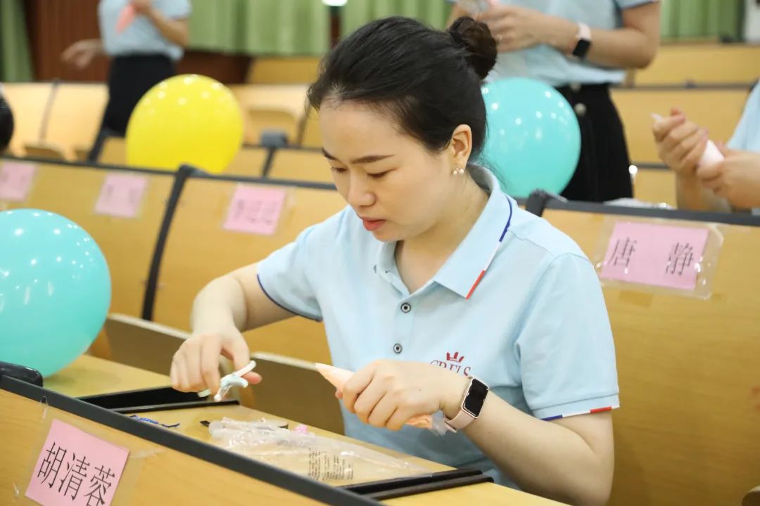 “师”情话意，感恩有您——成都王府举行教师节庆祝活动