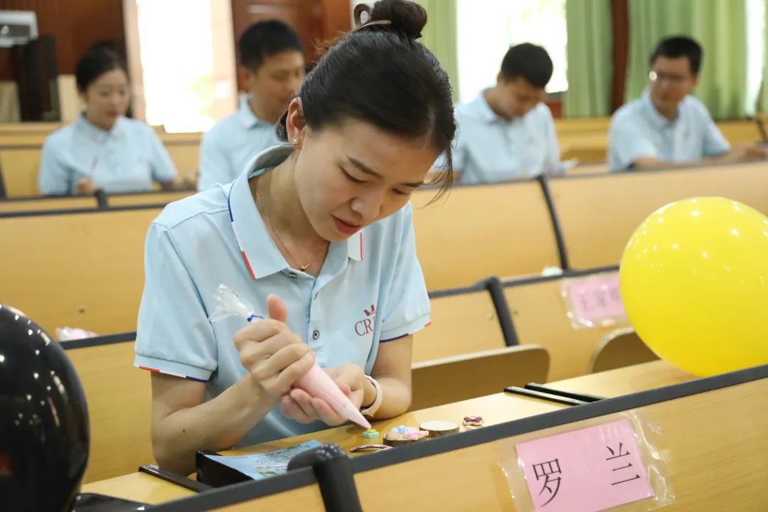 “师”情话意，感恩有您——成都王府举行教师节庆祝活动