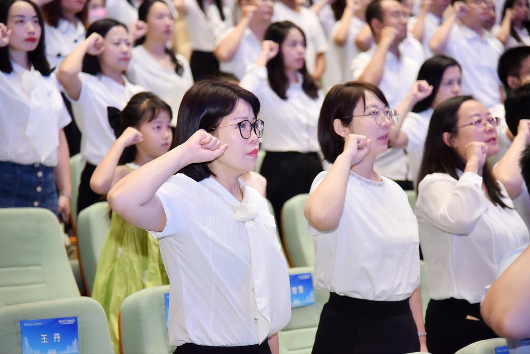 学高为师 身正为范 | 教师节,新川交出“强国有我”答卷 学高为师 身正为范 | 教师节,新川交出“强国有我”答卷