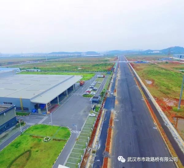 棋盤嶺四路道路排水工程順利通過竣工驗(yàn)收 棋盤嶺四路道路排水工程順利通過竣工驗(yàn)收