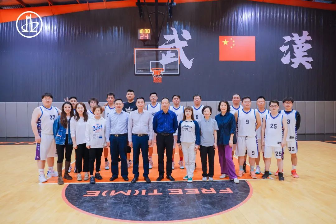 【學(xué)習(xí)二十大 奮進(jìn)新征程】乘風(fēng)直上!路橋先鋒隊(duì)沖進(jìn)第五屆職工籃球聯(lián)賽四強(qiáng)! 【學(xué)習(xí)二十大 奮進(jìn)新征程】乘風(fēng)直上!路橋先鋒隊(duì)沖進(jìn)第五屆職工籃球聯(lián)賽四強(qiáng)!