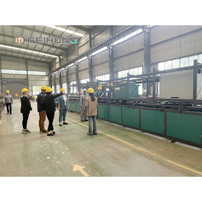 熱烈歡迎國外客戶來我司考察 熱烈歡迎國外客戶來我司考察