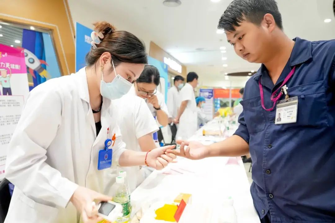 院内新闻|“暖”新赋能,“新”心向党 院内新闻|“暖”新赋能,“新”心向党